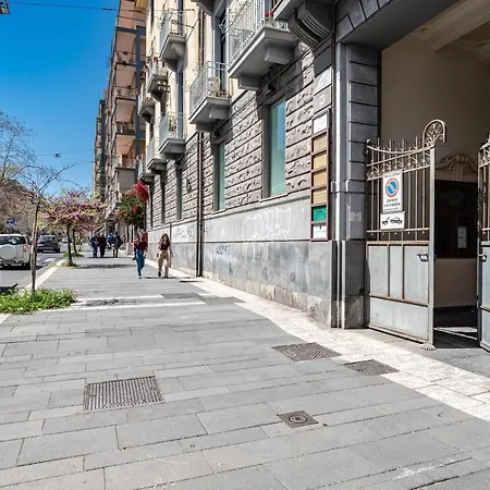 Corso Italia Flat Near The Seafront Apartament *